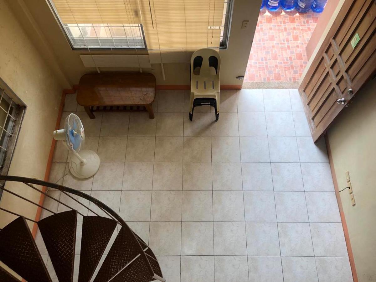 Violin Mountain Apartment Dumaguete City Bagian luar foto